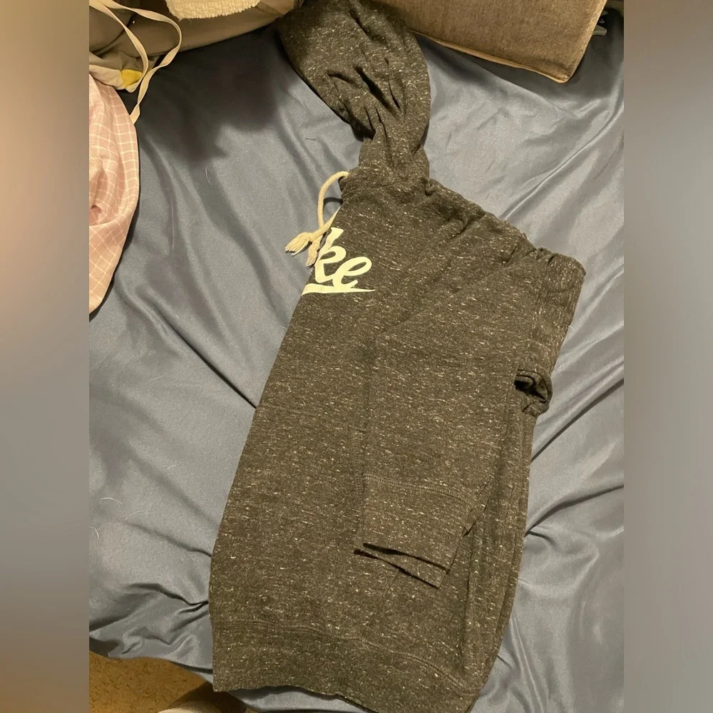 Nike Lightweight Hoodie